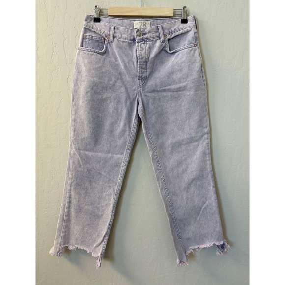 We The Free Denim - We The Free Maggie Cropped Jeans‎ Frayed Hem Acid Wash Purple Denim Size 28